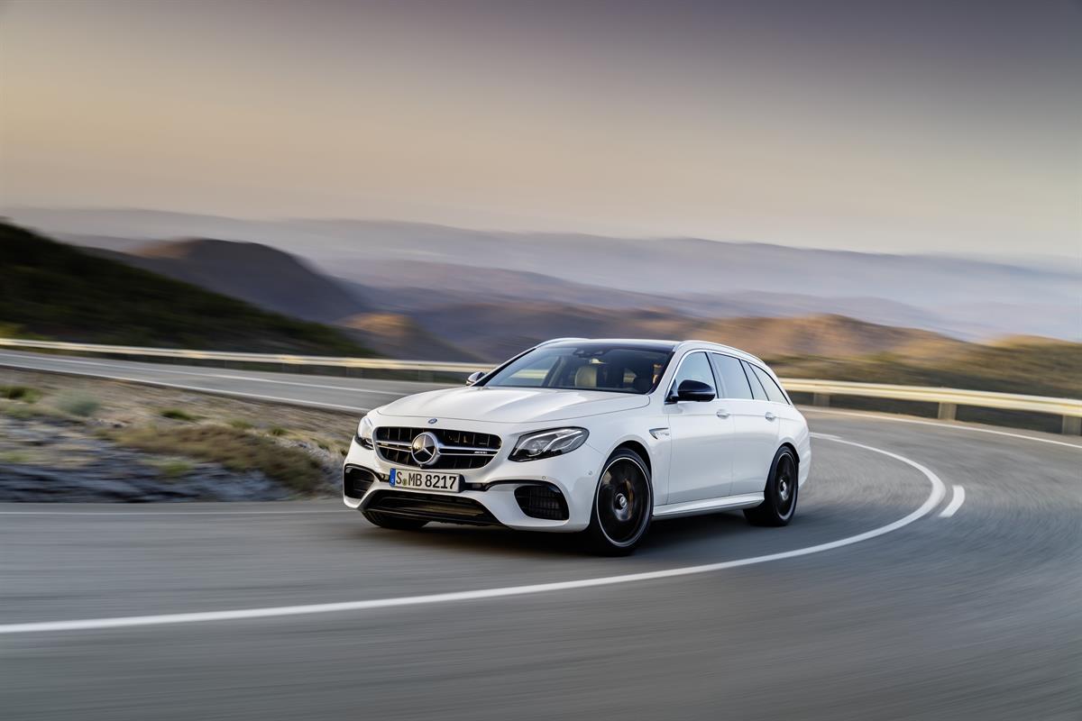 Ab sofort bestellbar: Mercedes-AMG E 63 4MATIC+ T-Modell und E 63 S 4MATIC+ T-Modell - Verkaufsfreigabe für die Performance Modelle