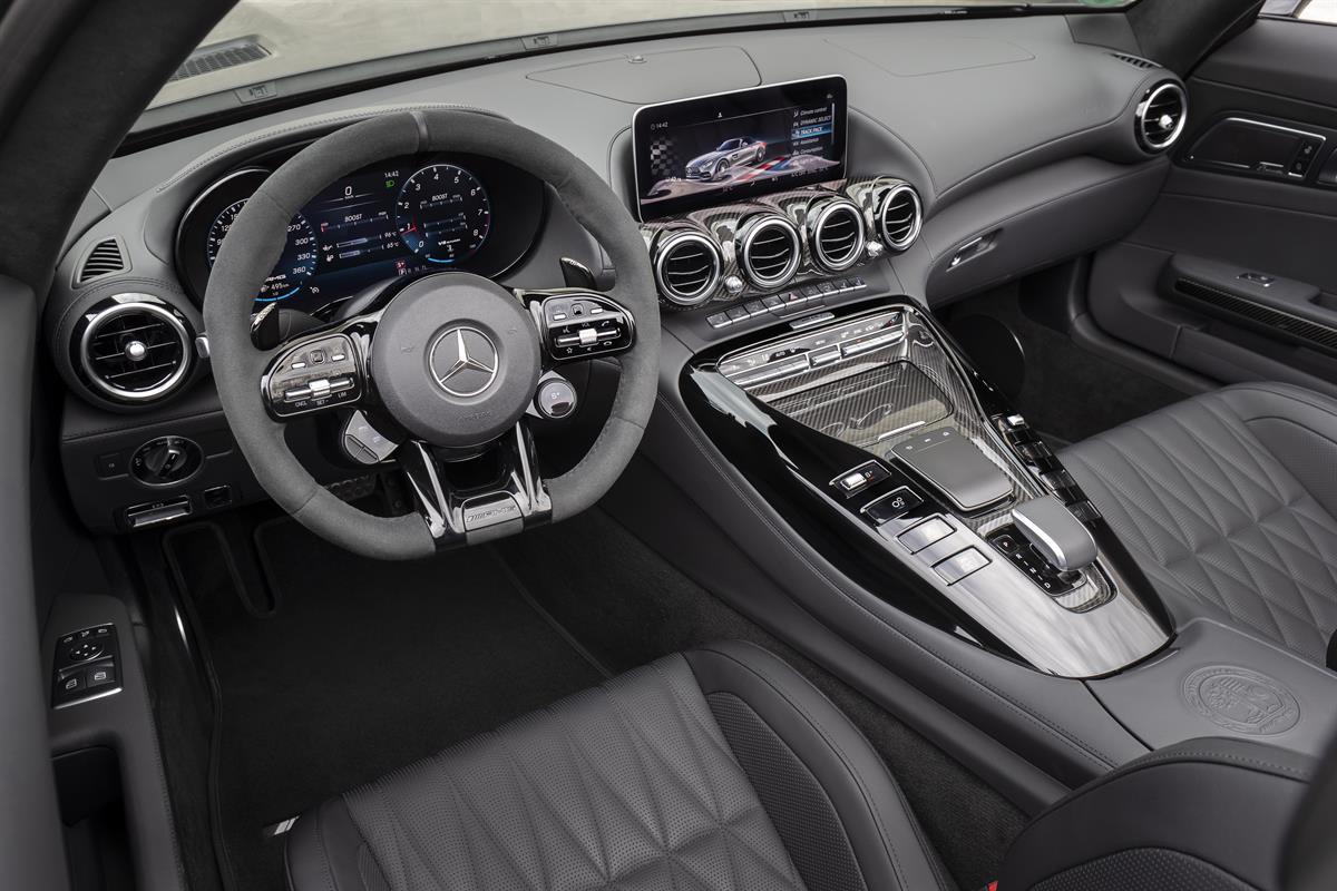 Der neue Mercedes-AMG GT und AMG GT R PRO - Noch dynamischer und digitaler