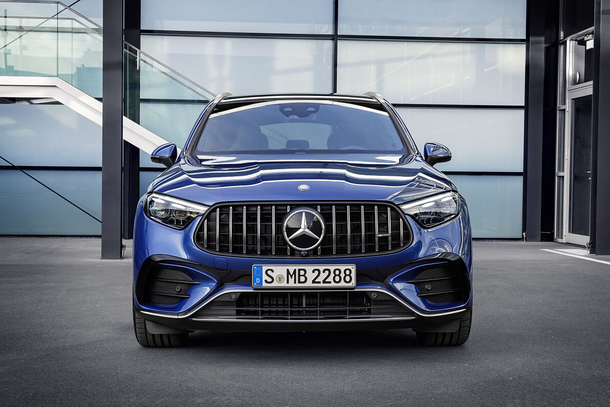 Der Neue Mercedes Amg Glc Performance Suv In Zwei Leistungsstarken