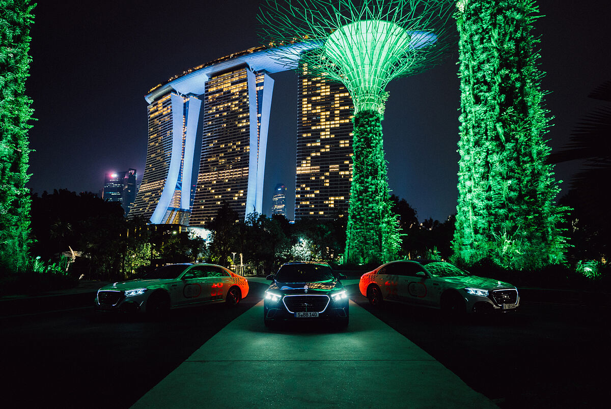 Globale Tour „140 Years. 140 Places“ der Mercedes-Benz S-Klasse im Jahr 2026. Foto aus Singapur, Juni 2026. (Originale Fotosignatur: 26C0031_467)
