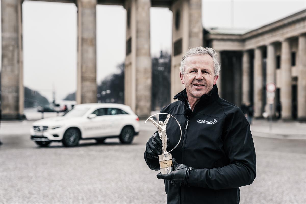 Mercedes-Benz startet Laureus Sport for Good Tour 2017 - Reise unter einem guten Stern 