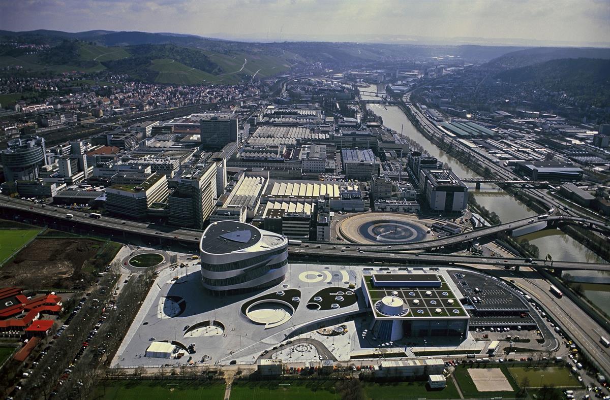 Nächster Schritt in der Elektro-Offensive von Mercedes-Benz - Mercedes-Benz Werk Untertürkheim schafft Voraussetzungen für Elektromobilität