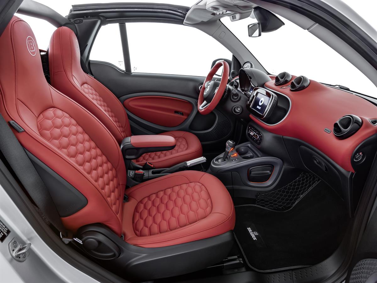 smart mit zwei Sondermodellen auf dem Genfer Automobilsalon 2017 - Vorhang auf für BRABUS edition #2 und crosstown