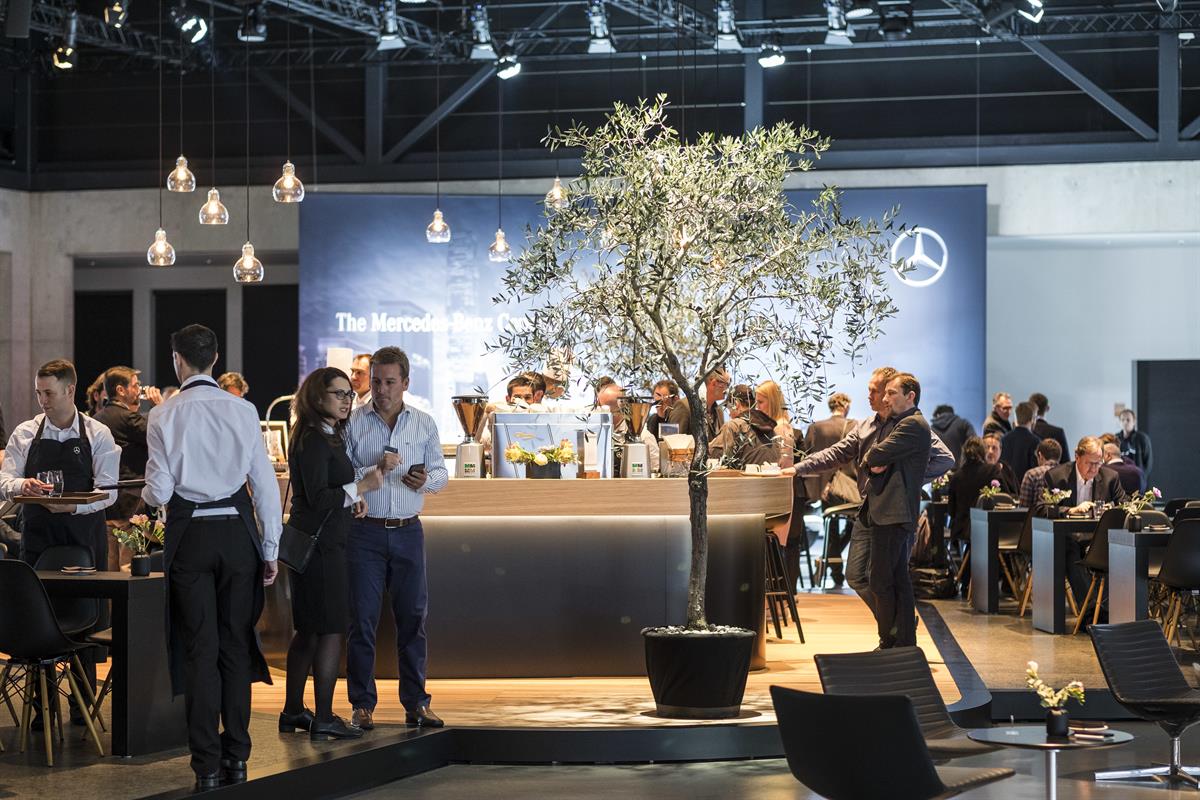 „Meet Mercedes“ in Genf 2017 - Vorab-Premiere für das E-Klasse Cabriolet