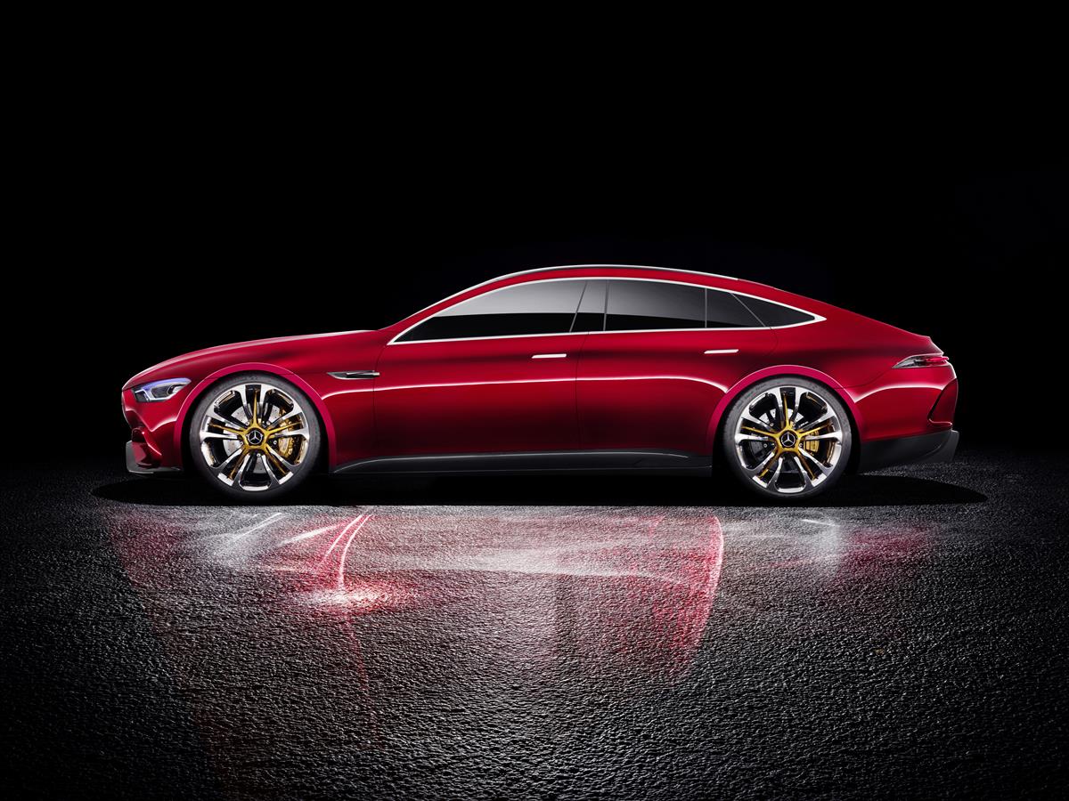 AMG Future Performance: Sportwagen-Marke präsentiert Hybrid-Showcar  - Mercedes-AMG GT Concept – Driving Performance der Zukunft 