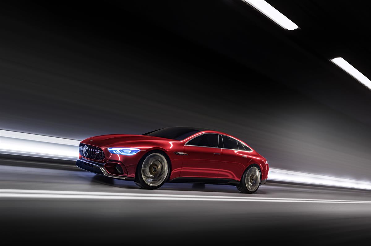 AMG Future Performance: Sportwagen-Marke präsentiert Hybrid-Showcar  - Mercedes-AMG GT Concept – Driving Performance der Zukunft 
