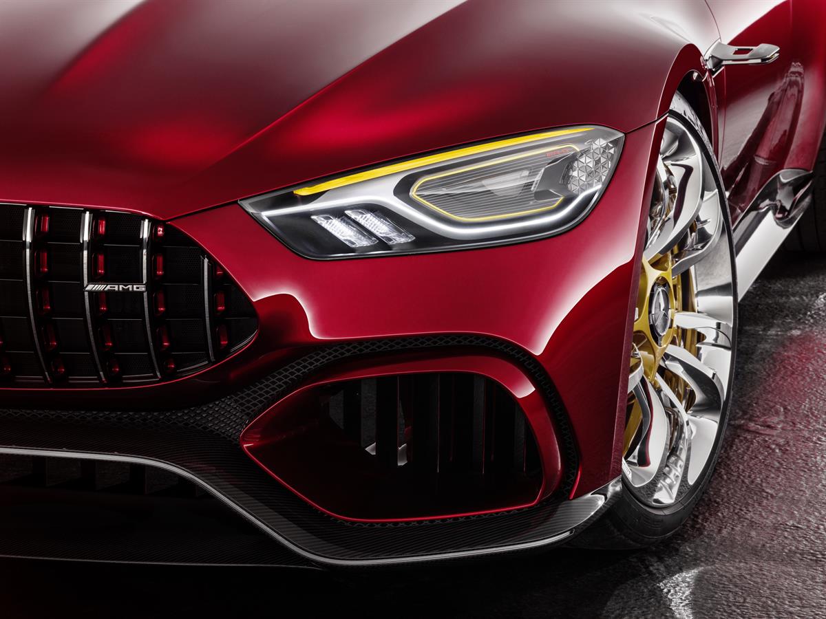 AMG Future Performance: Sportwagen-Marke präsentiert Hybrid-Showcar  - Mercedes-AMG GT Concept – Driving Performance der Zukunft 