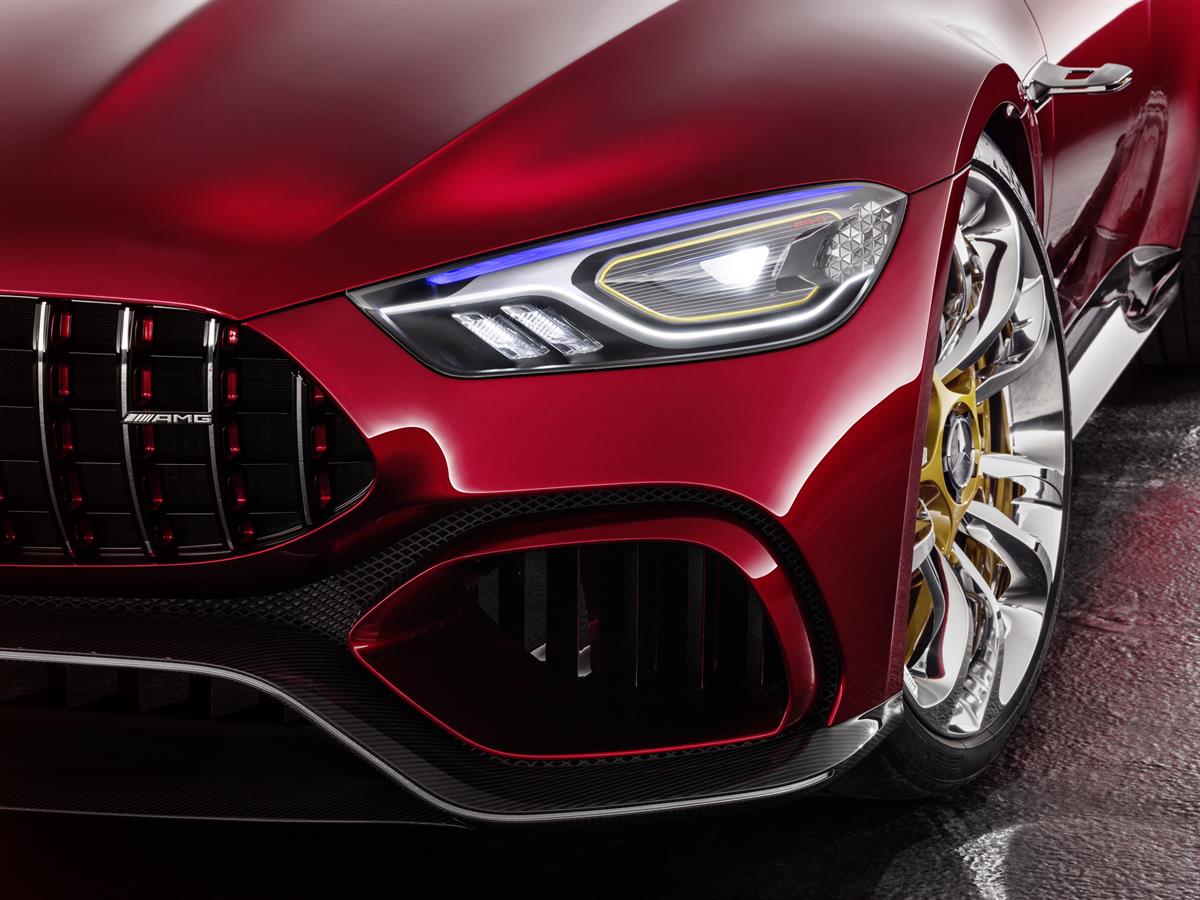 AMG Future Performance: Sportwagen-Marke präsentiert Hybrid-Showcar  - Mercedes-AMG GT Concept – Driving Performance der Zukunft 