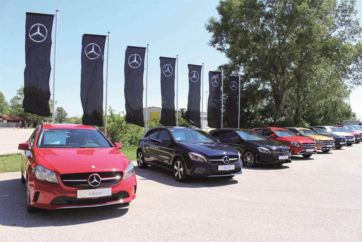 Erfolgreicher Mercedes-Benz Testtag für Flottenkunden in Teesdorf
