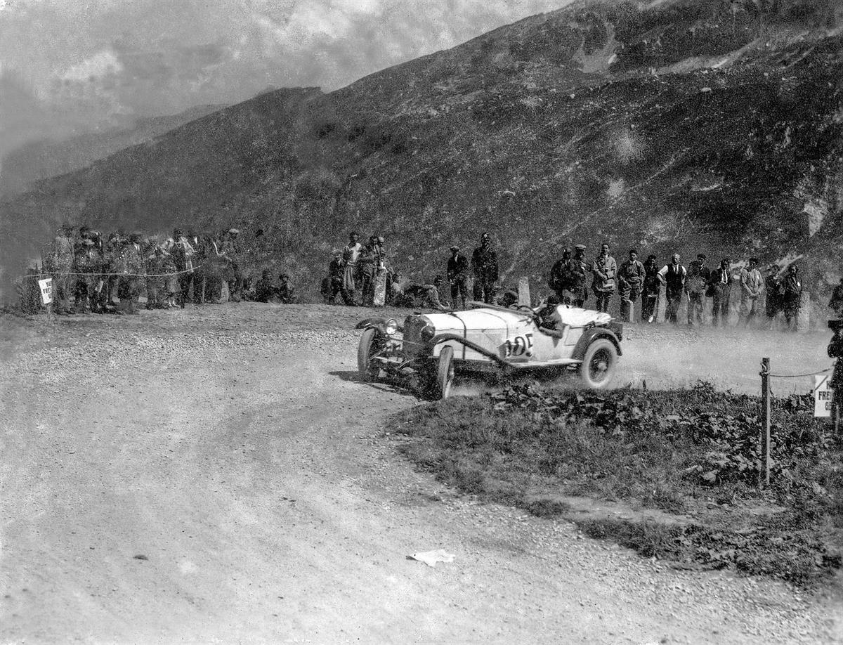 Mercedes-Benz Typ S – der erste der „Weißen Elefanten“ - Debüt vor 90 Jahren mit einem Sieg auf dem Nürburgring