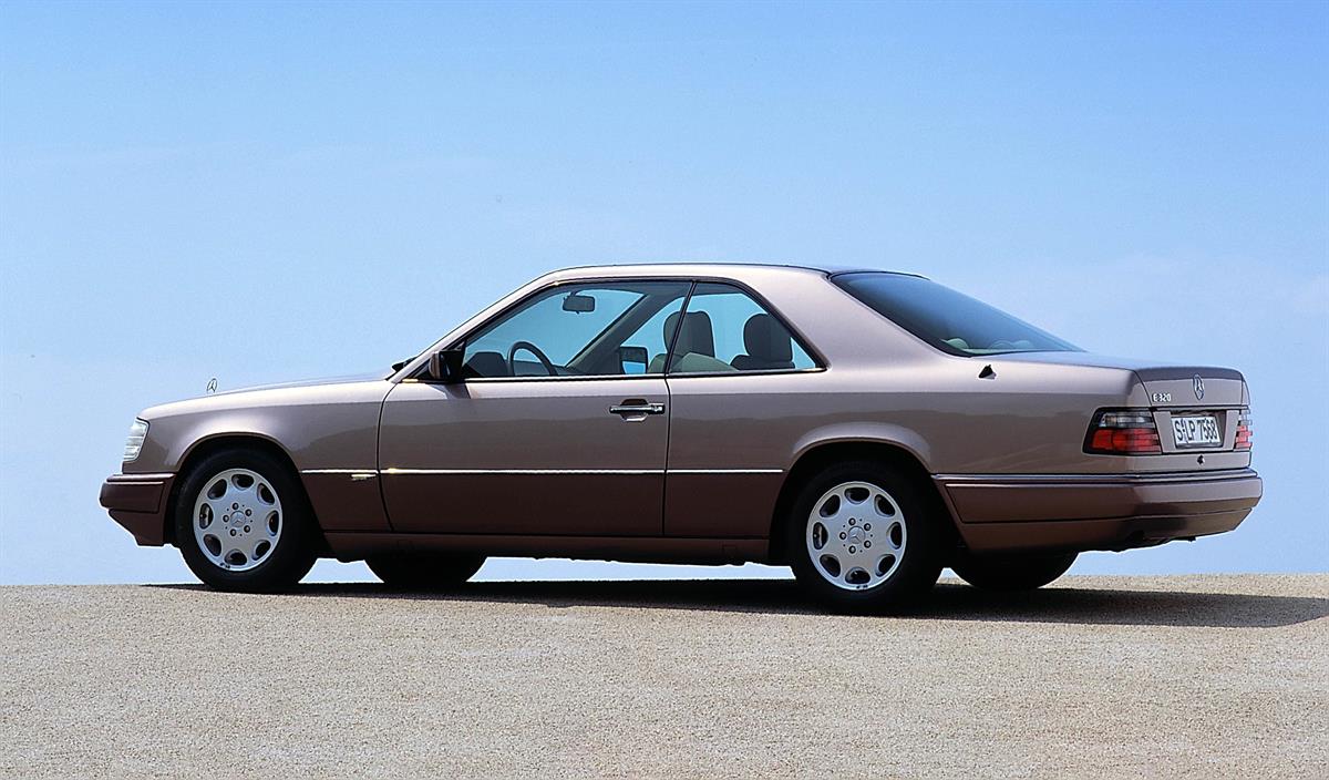Mercedes-Benz E 320 Coupé der Baureihe C 124