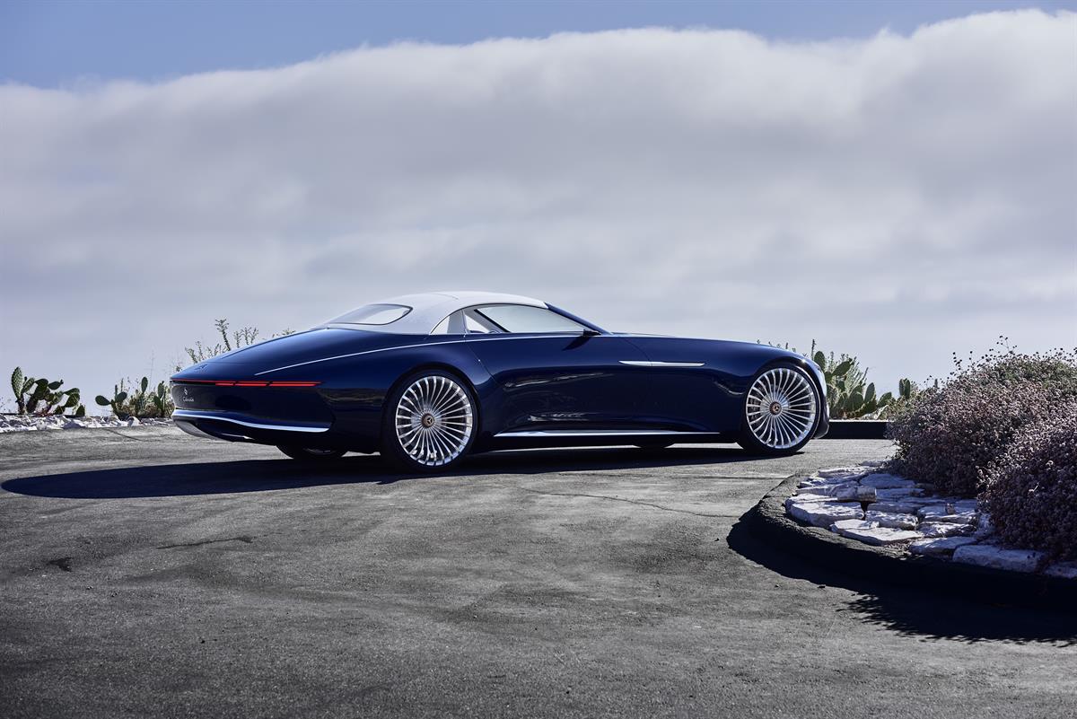 Studie eines extravaganten Cabriolets der Luxusklasse - Luxuriöse Offenbarung: Vision Mercedes-Maybach 6 Cabriolet