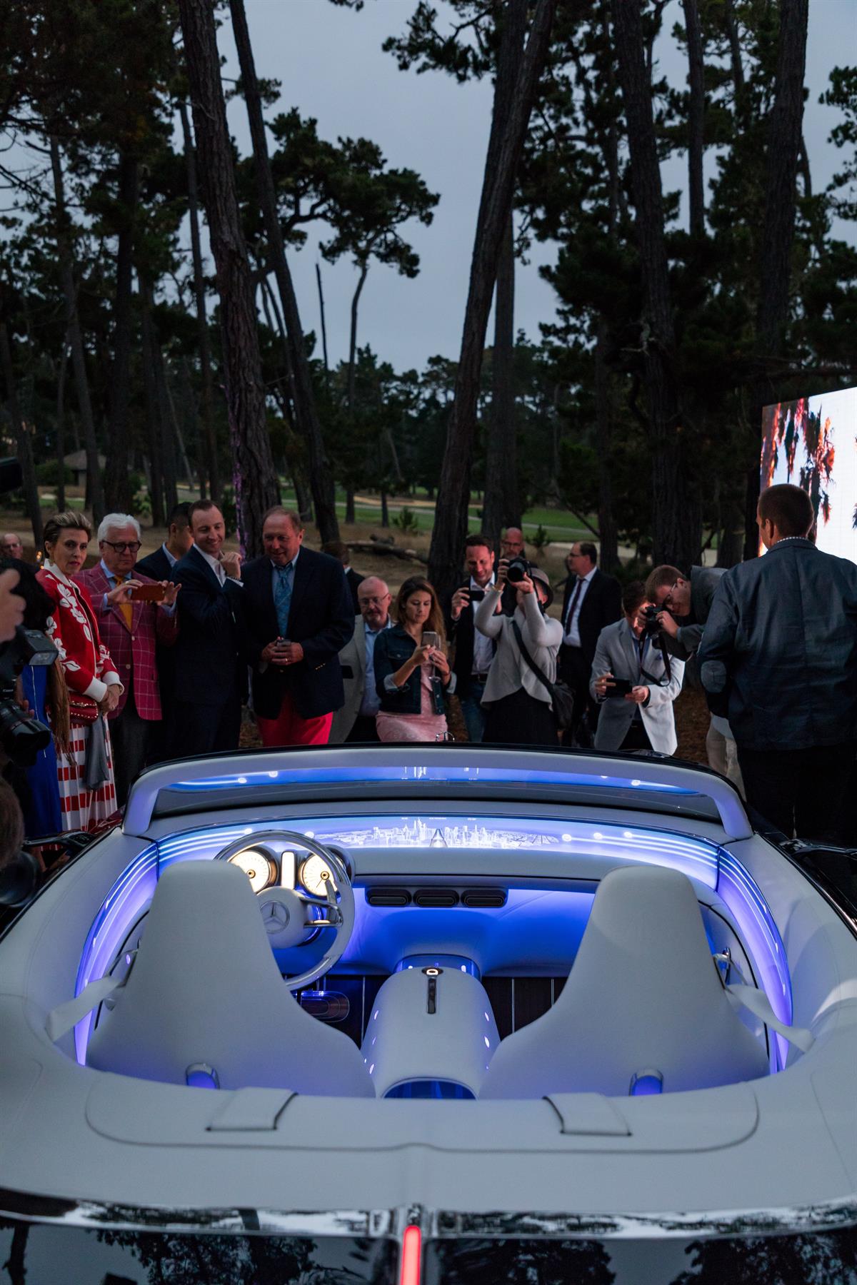 Studie eines extravaganten Cabriolets der Luxusklasse - Luxuriöse Offenbarung: Vision Mercedes-Maybach 6 Cabriolet