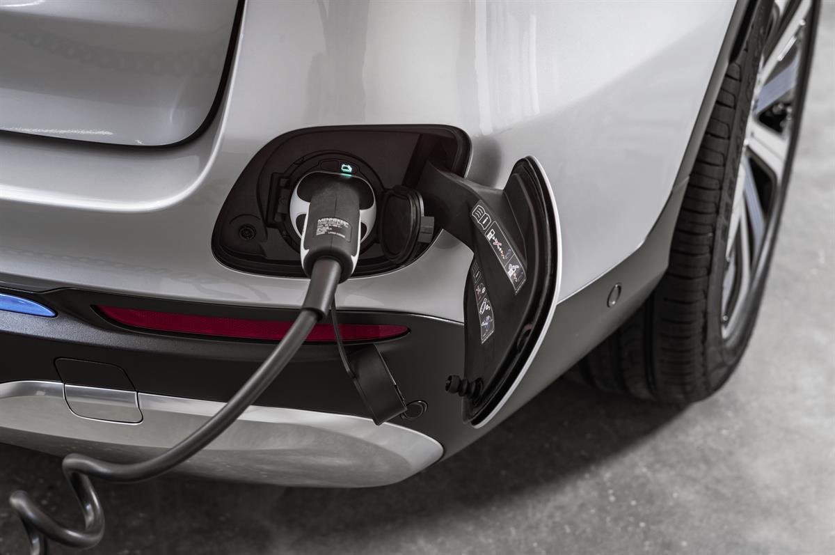 Daimler auf der EVS30: Road to the Future – Drive Train: Alle Ampeln stehen auf grün 