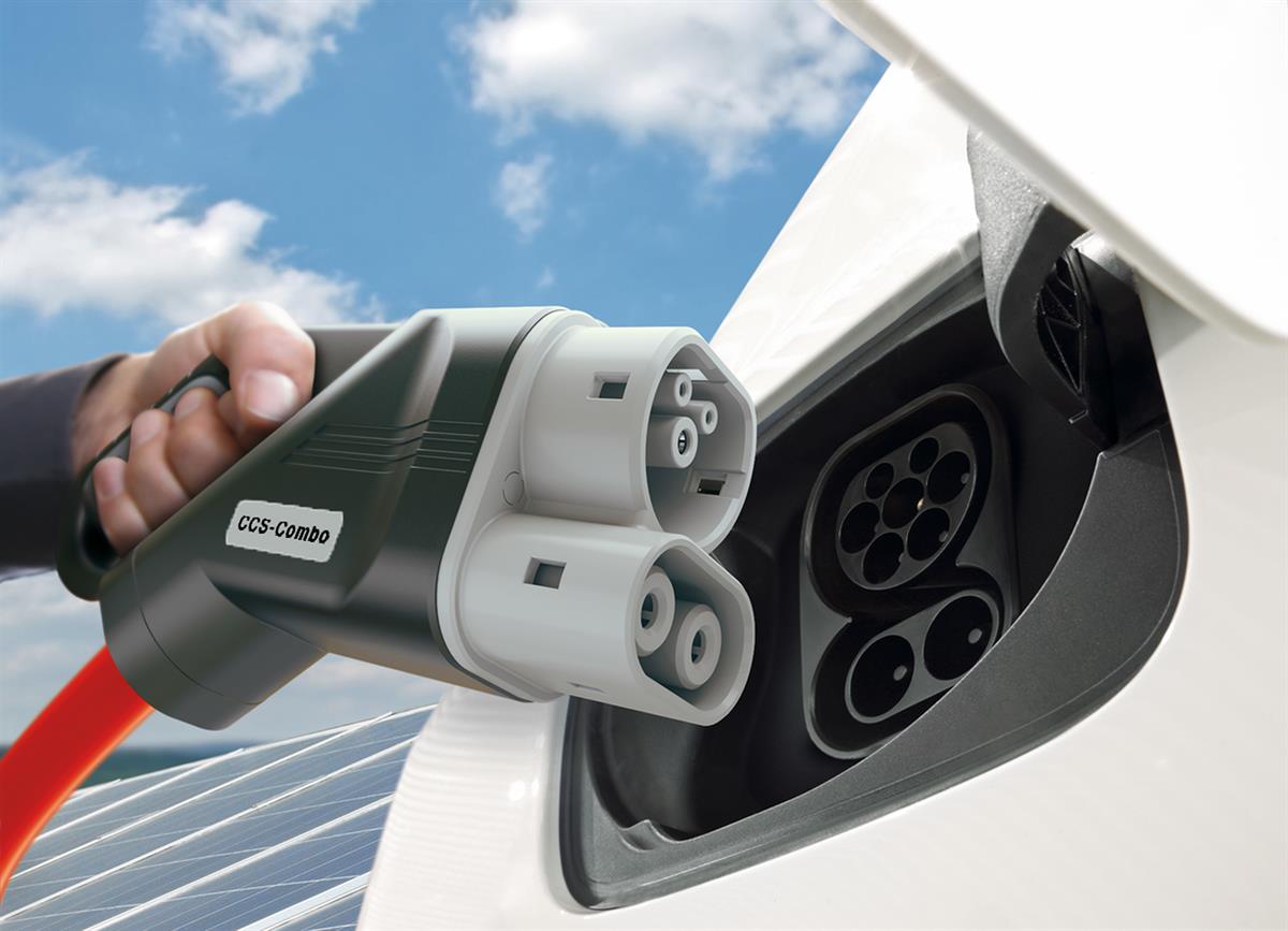 Daimler auf der EVS30: Road to the Future – Drive Train: Alle Ampeln stehen auf grün 