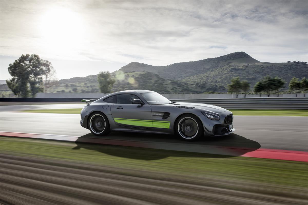 Der neue Mercedes-AMG GT R PRO