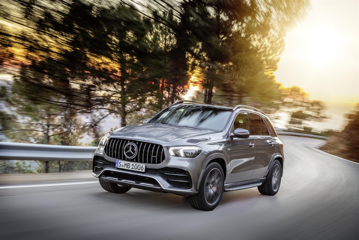 Der neue Mercedes-AMG GLE 53 4MATICPlus_Der SUV-Trendsetter jetzt mit noch mehr Power und Präzision.docx