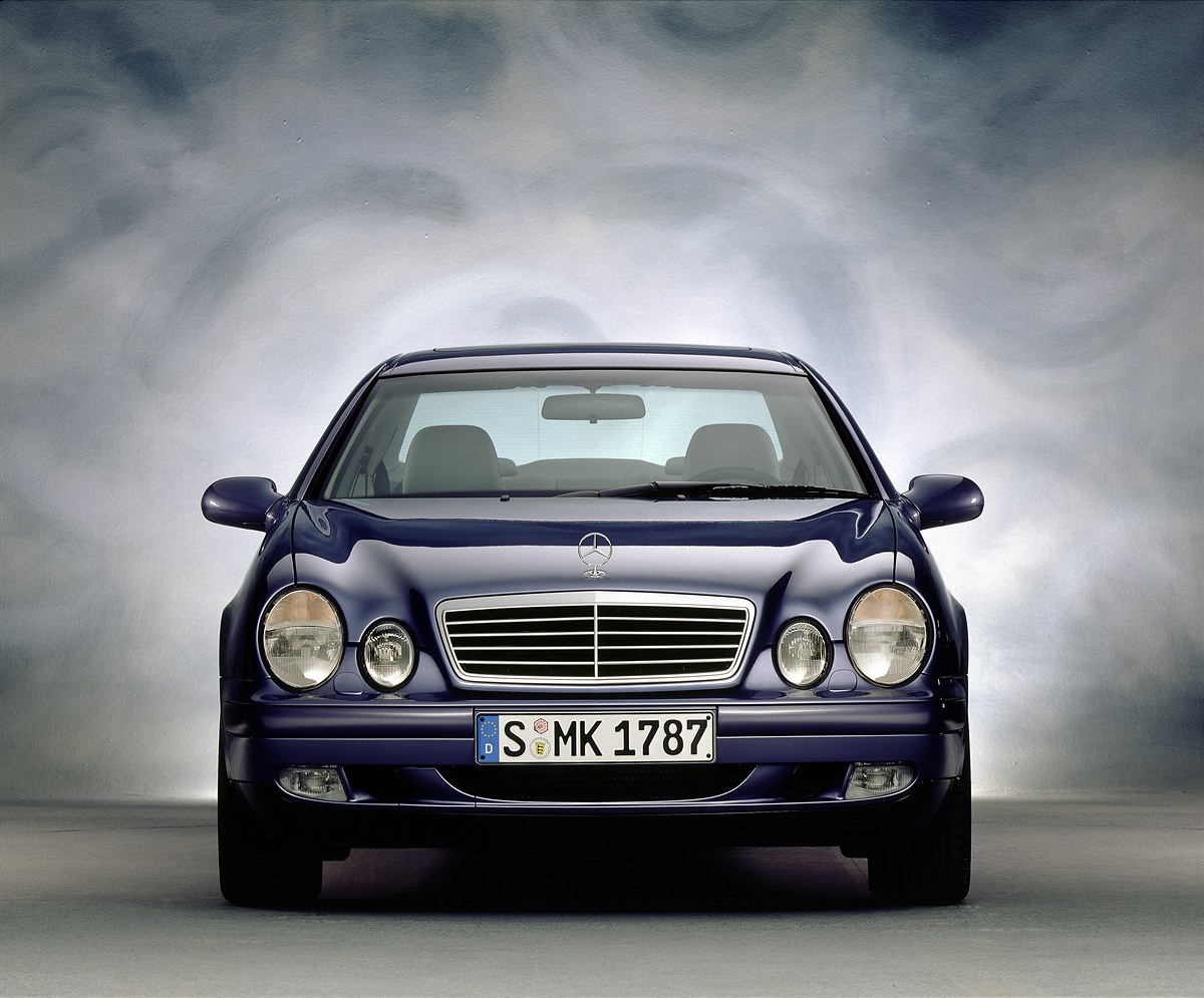 Coupé-Premiere im Januar 1997: Mercedes-Benz CLK der Baureihe 208 003