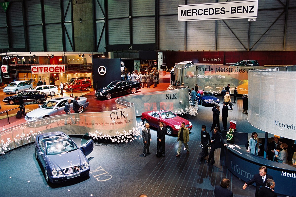 Coupé-Premiere im Januar 1997: Mercedes-Benz CLK der Baureihe 208 017