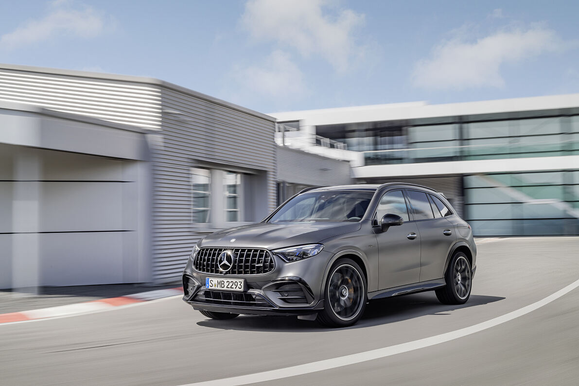 Der Neue Mercedes AMG GLC Performance SUV In Zwei Leistungsstarken 