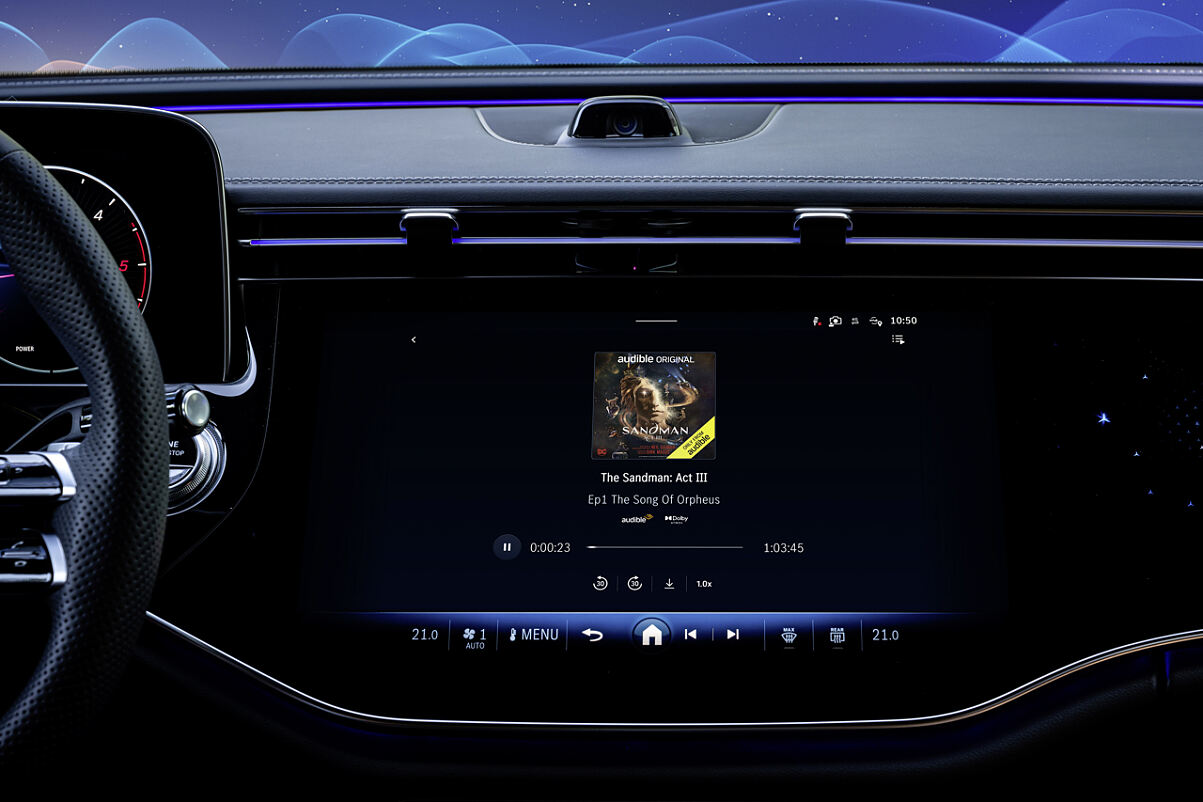 Mercedes-Benz, Audible und Amazon Music bringen auf der CES 2024 ultimatives Audio-Erlebnis in Dolby Atmos ins Auto