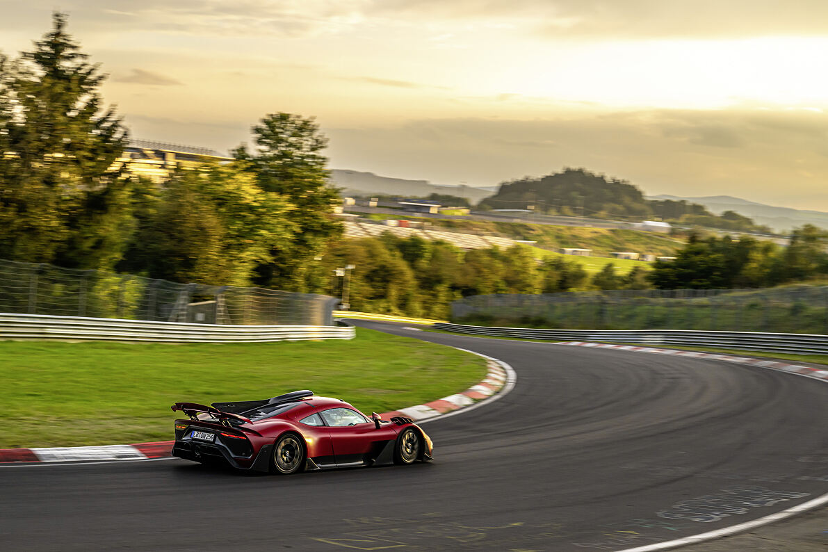 Mercedes-AMG ONE bricht eigenen Rundenrekord auf der Nürburgring-Nordschleife