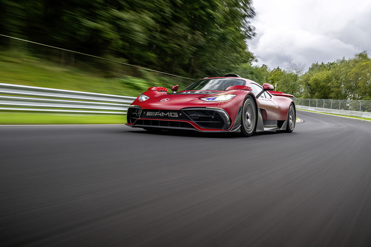 Mercedes-AMG ONE bricht eigenen Rundenrekord auf der Nürburgring-Nordschleife