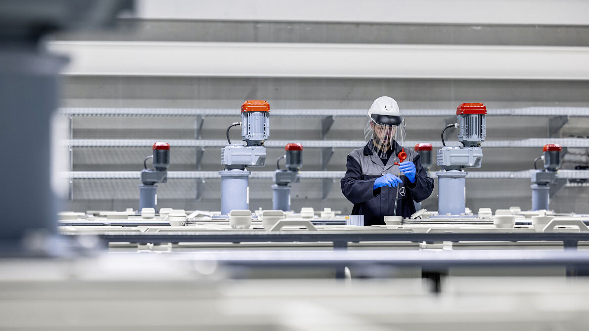 Mercedes-Benz schließt den Batterie-Kreislauf mit eigener Recyclingfabrik