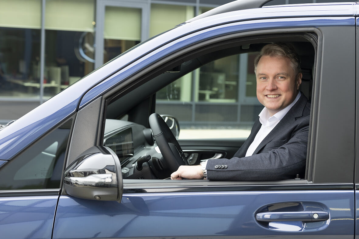 Mercedes-Benz_David_Nogossek_05